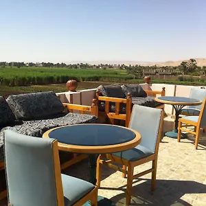 new-memnon-hotel.hotels-luxor-egypt.com/