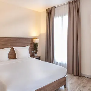 La Perle Montparnasse Paryż
