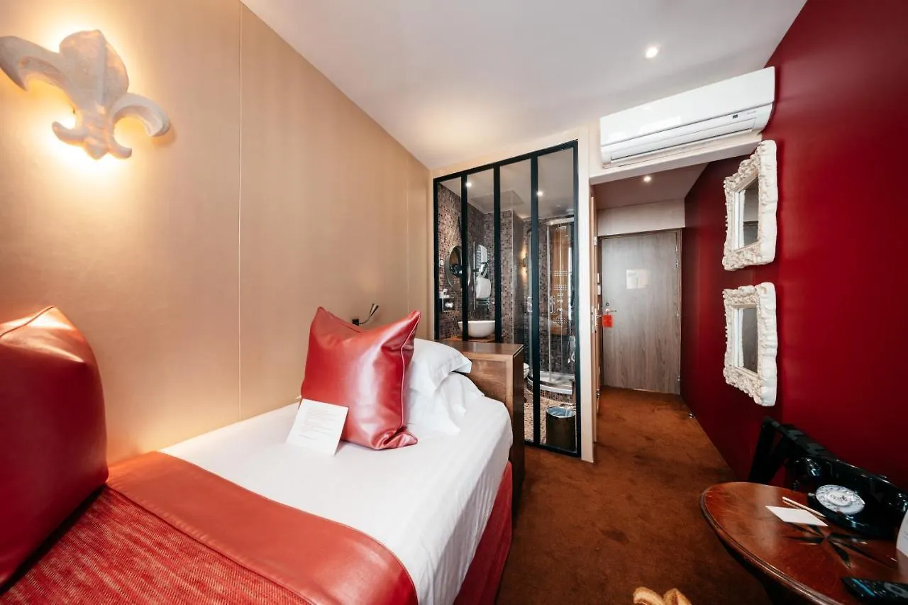 Le Temple De Jeanne Hotel Paris 3*,