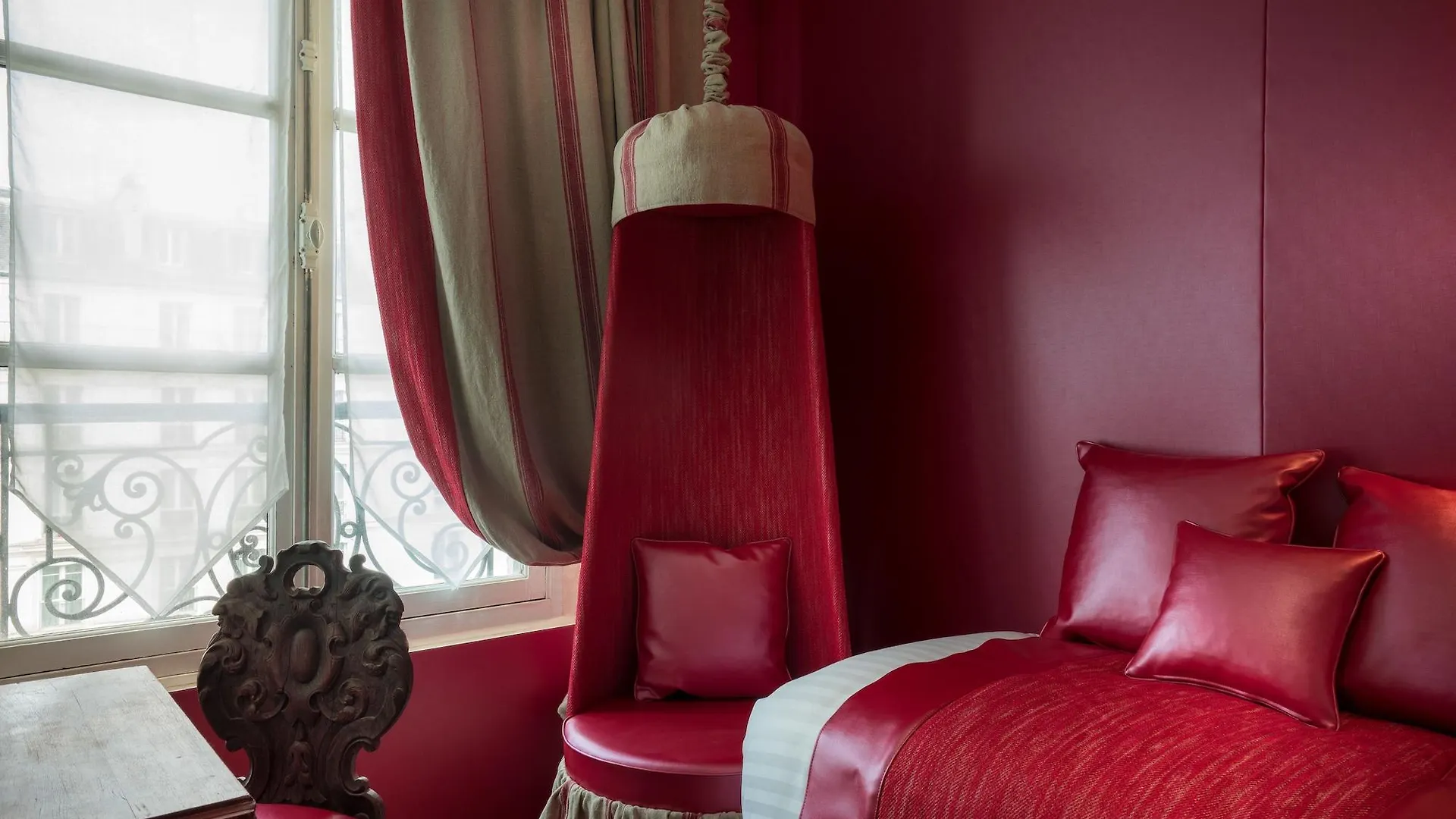 Le Temple De Jeanne Hotel Paris 3*,  France